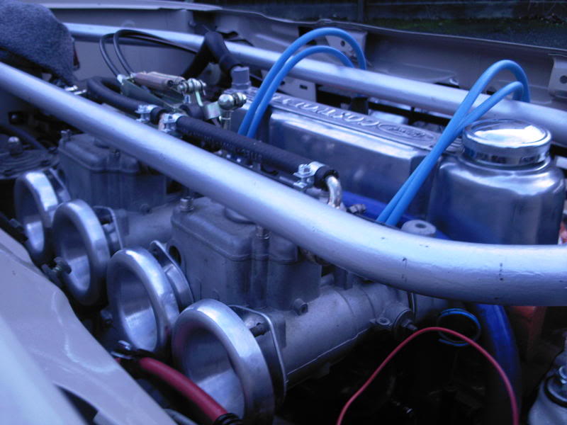 zetec engine with ram pipes