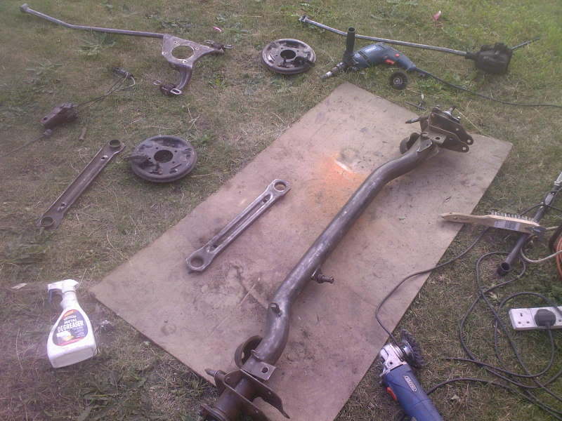 Stripping the paint from a classic Fiesta rear axle