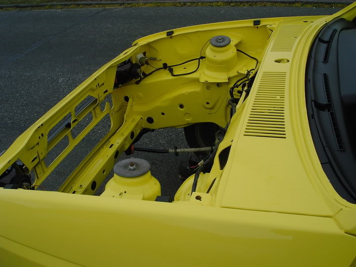 Fiesta Mk2 engine bay in Zinc yellow