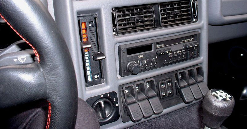 Ford RS200 dashboard instrument panel
