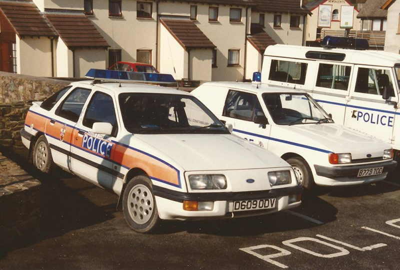 Devon police Mk2 Ford Fiesta van B773TOO