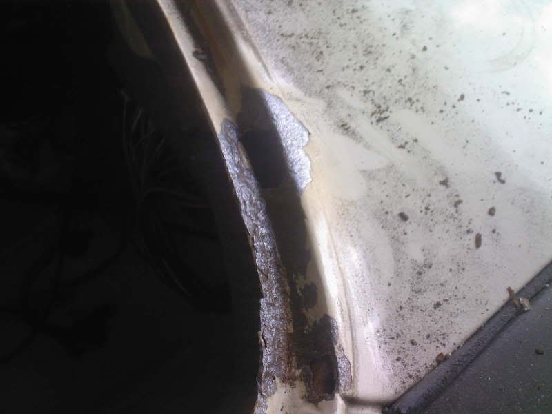 Ford Fiesta Mk1 scuttle panel rot