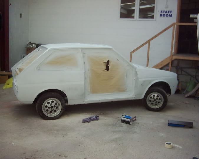 Fiesta Mk2 in primer